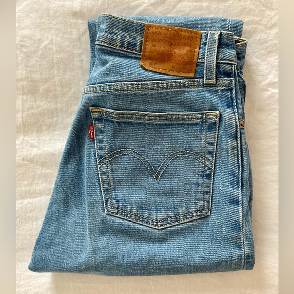 Levi's 501® Crop Women's Jeans - Picture 1 of 4